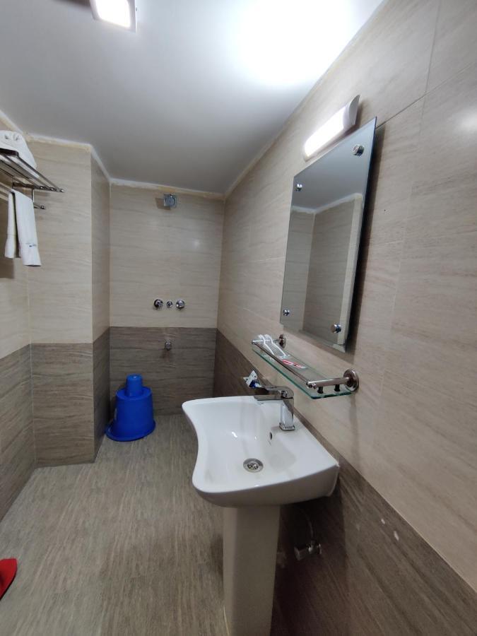 Hotel Sea Moon Cox's Bazar Kültér fotó