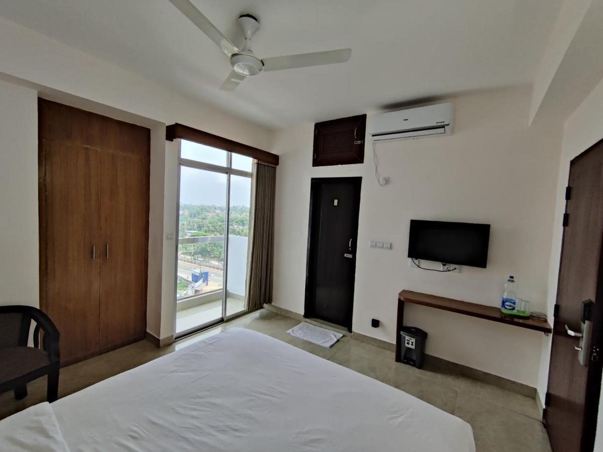 Hotel Sea Moon Cox's Bazar Kültér fotó